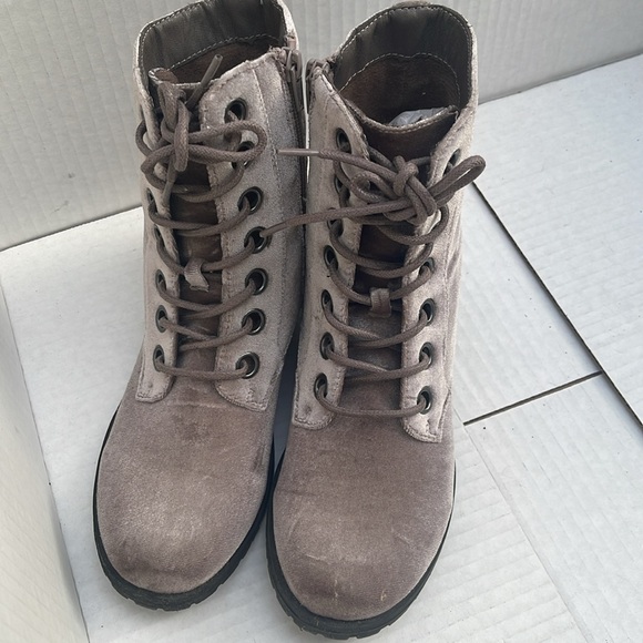 PALACE Boots - Picture 4 of 5